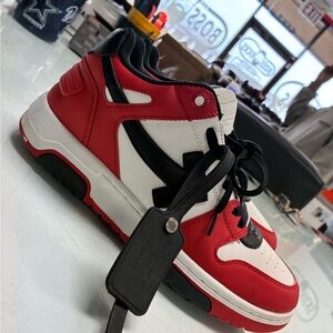 Men’s OW Out Of Office Designer Sneakers Pre Owned Used SZ 43 No Box